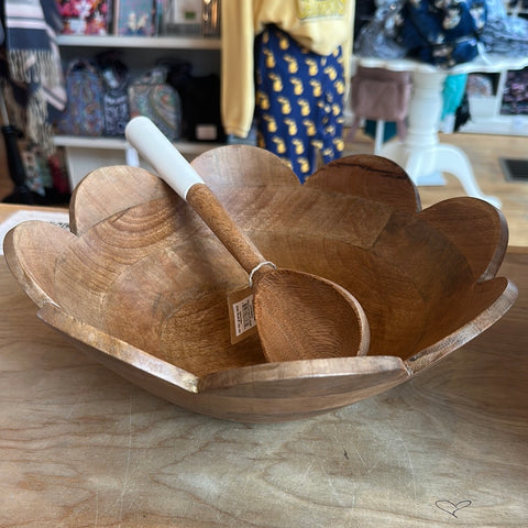 Wood scallop Bowl with Spoon