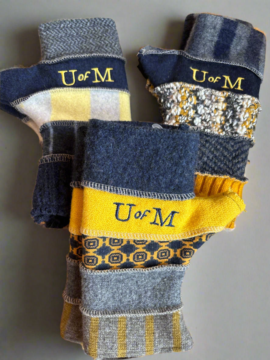 U of M Wool Fingerless Mittens