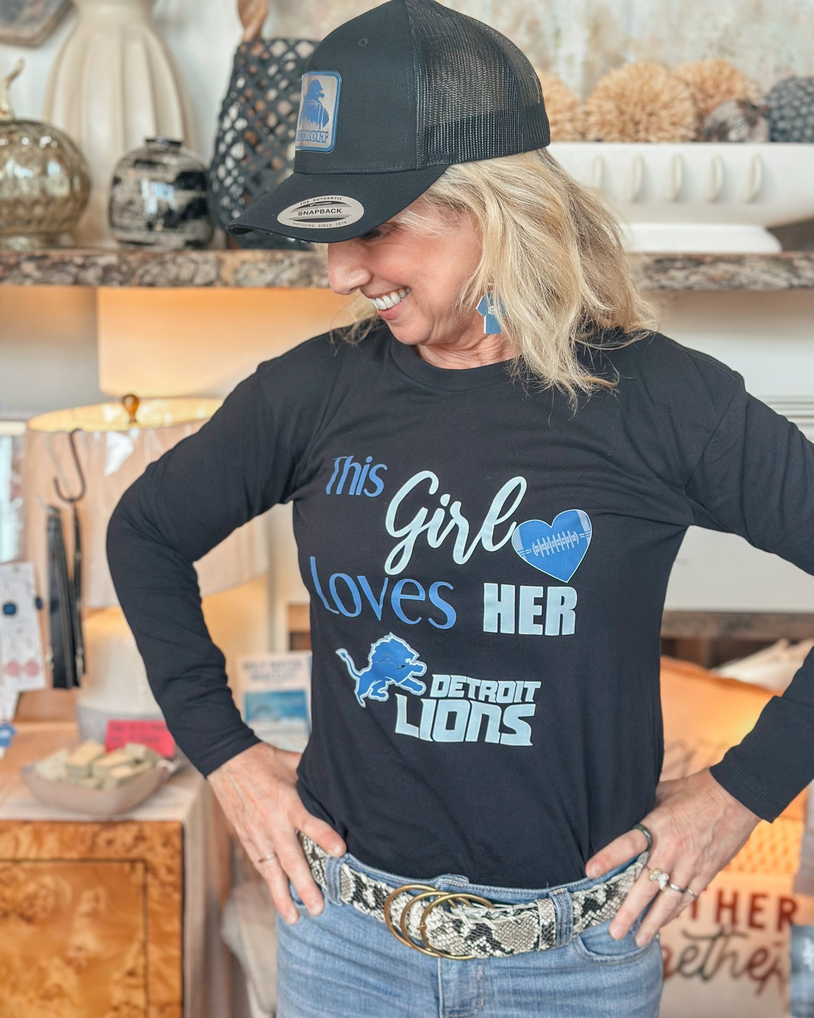 "This Girl Loves Her Detroit Lions" Long Sleeve - Black