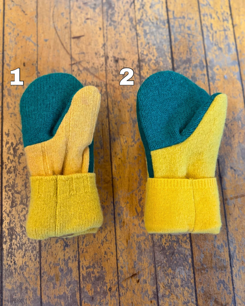 Northern Michigan (NMU) Wool Mittens