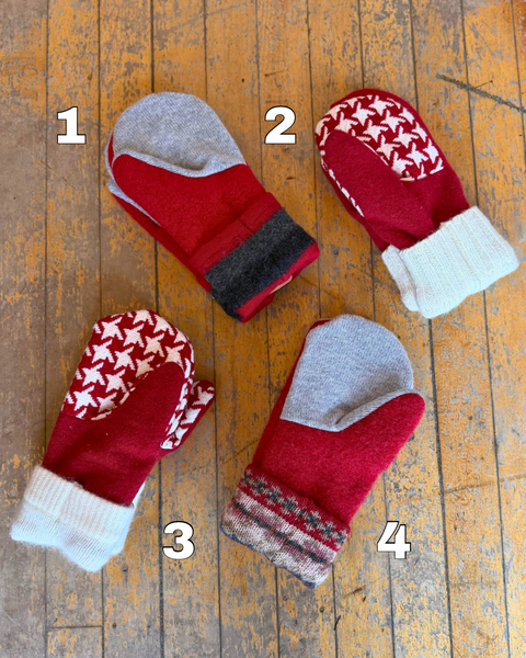 Detroit Red Wings Wool Mittens