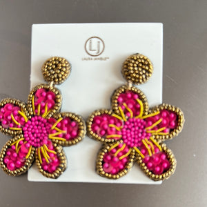 Fuschia Daisy Flower earrings