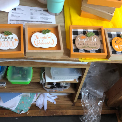Fall plaque assorted