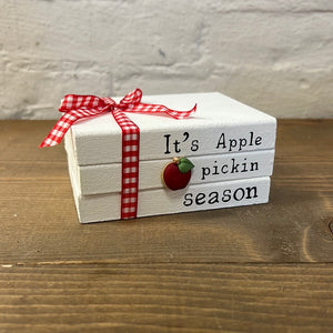 It’s Apple pickin Season Mini Book Set